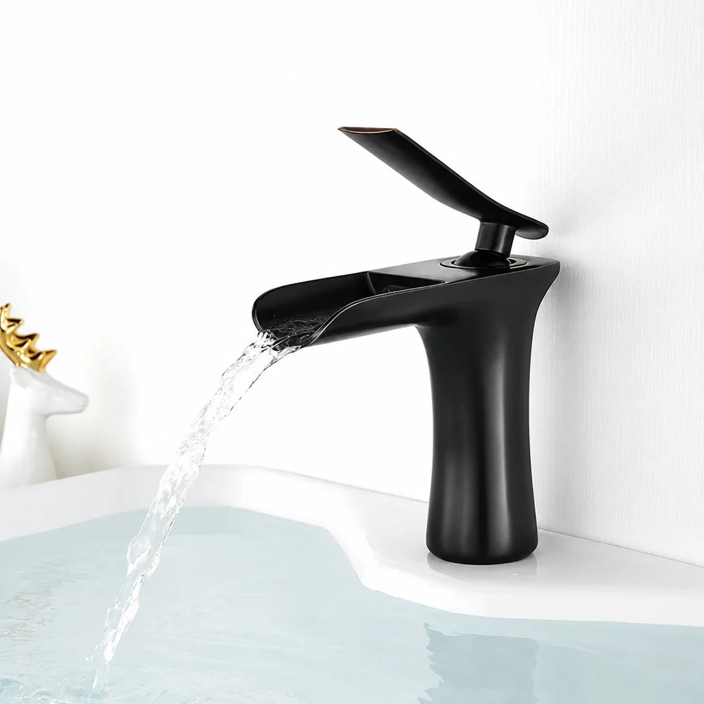 Robinet de salle de bain cascade en laiton