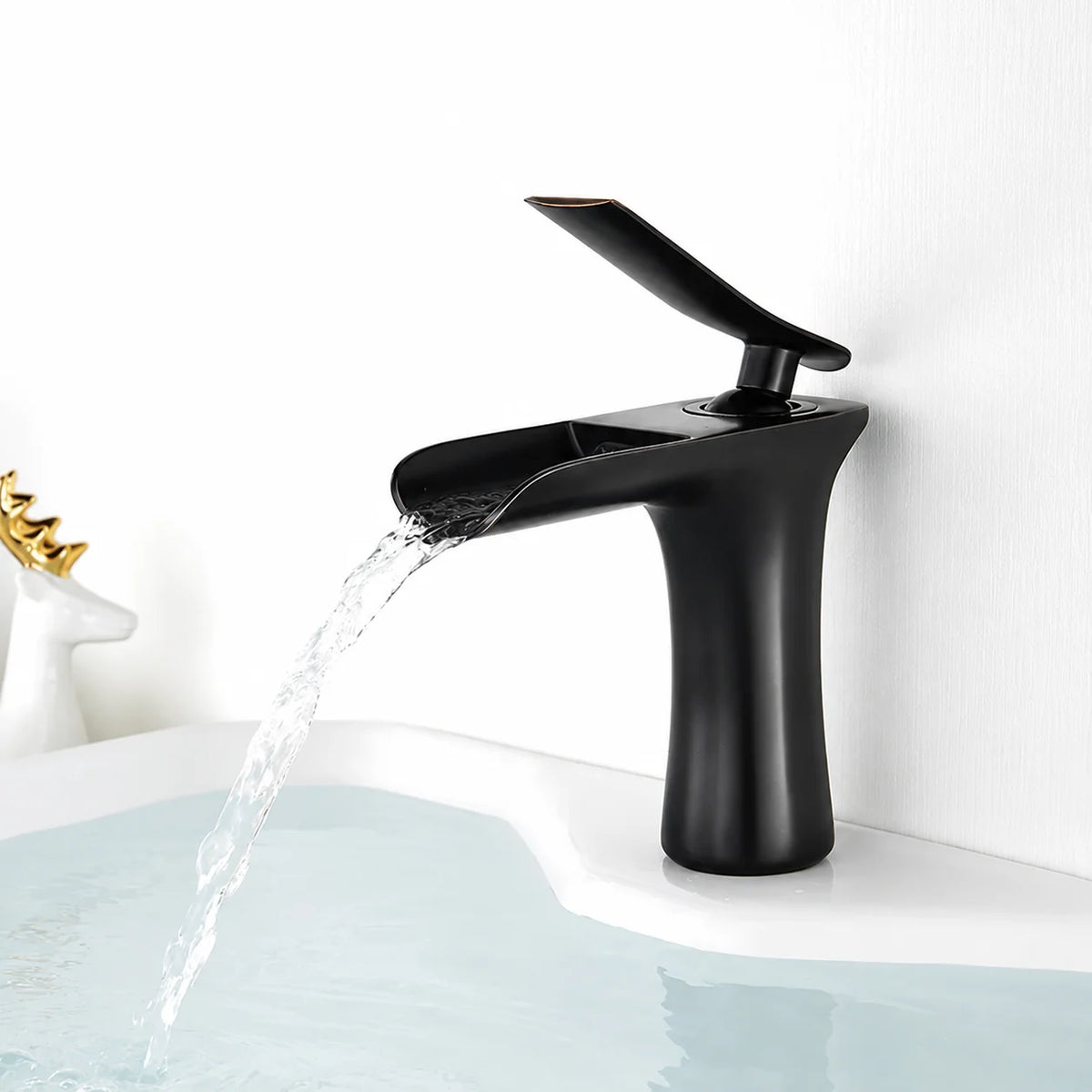 Robinet de salle de bain cascade en laiton