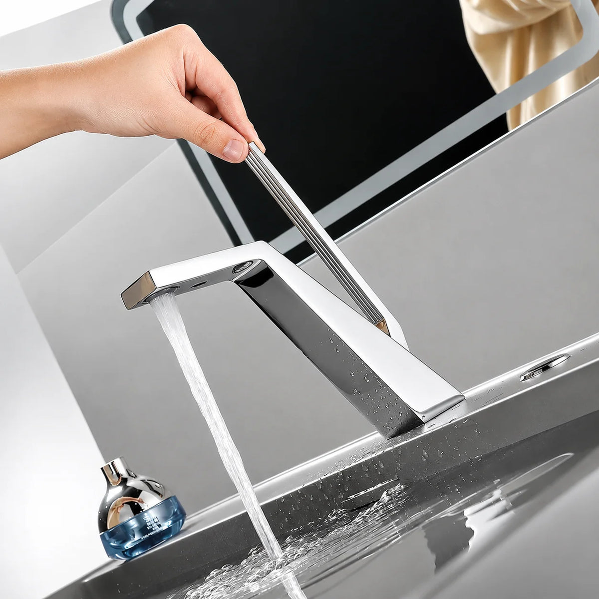 Robinet de Salle de Bain en Laiton Courbé 11